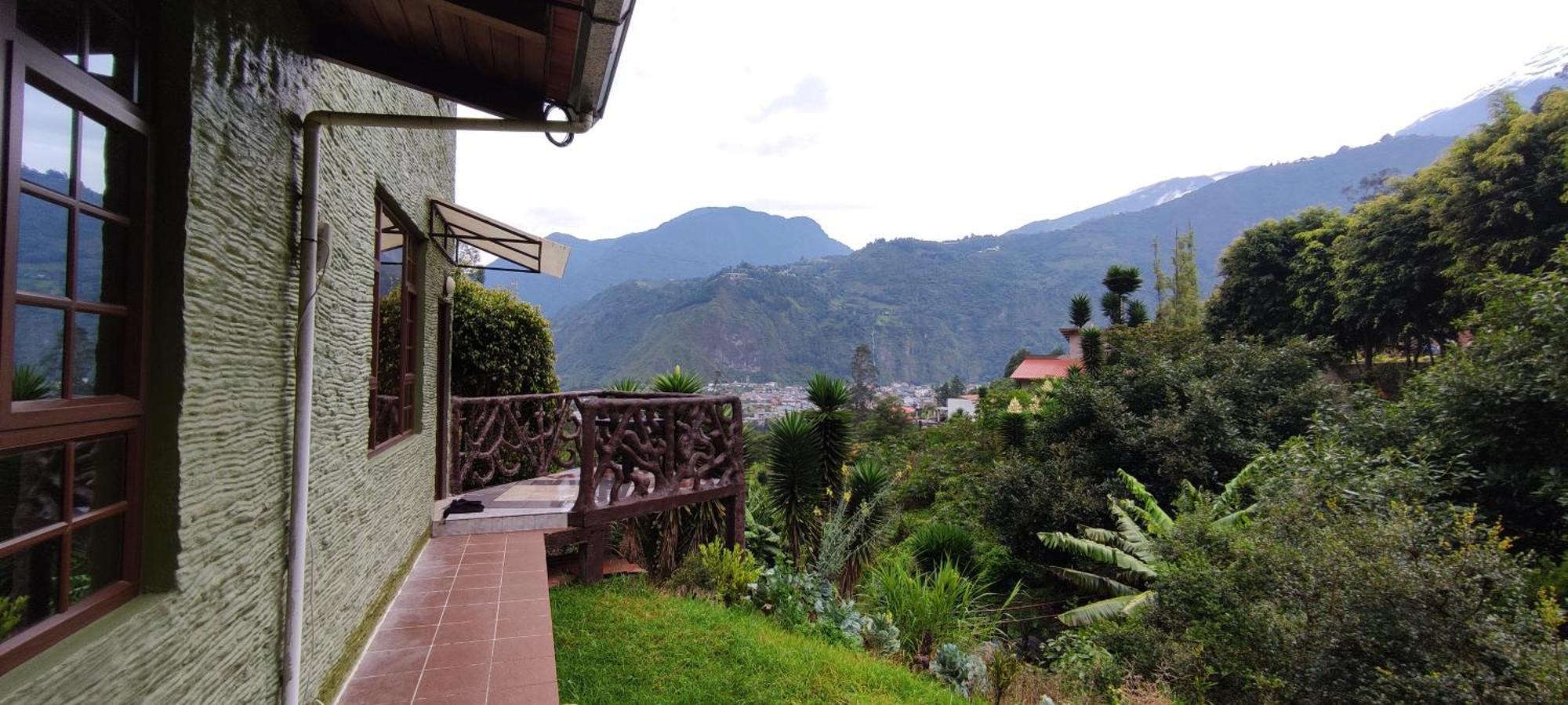 "Casa Verde" En Banos De Agua Santa Con Vista Al Volcan Tungurahua المظهر الخارجي الصورة